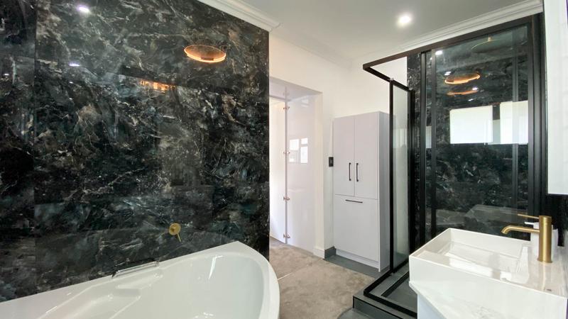 4 Bedroom Property for Sale in Helderrand Western Cape